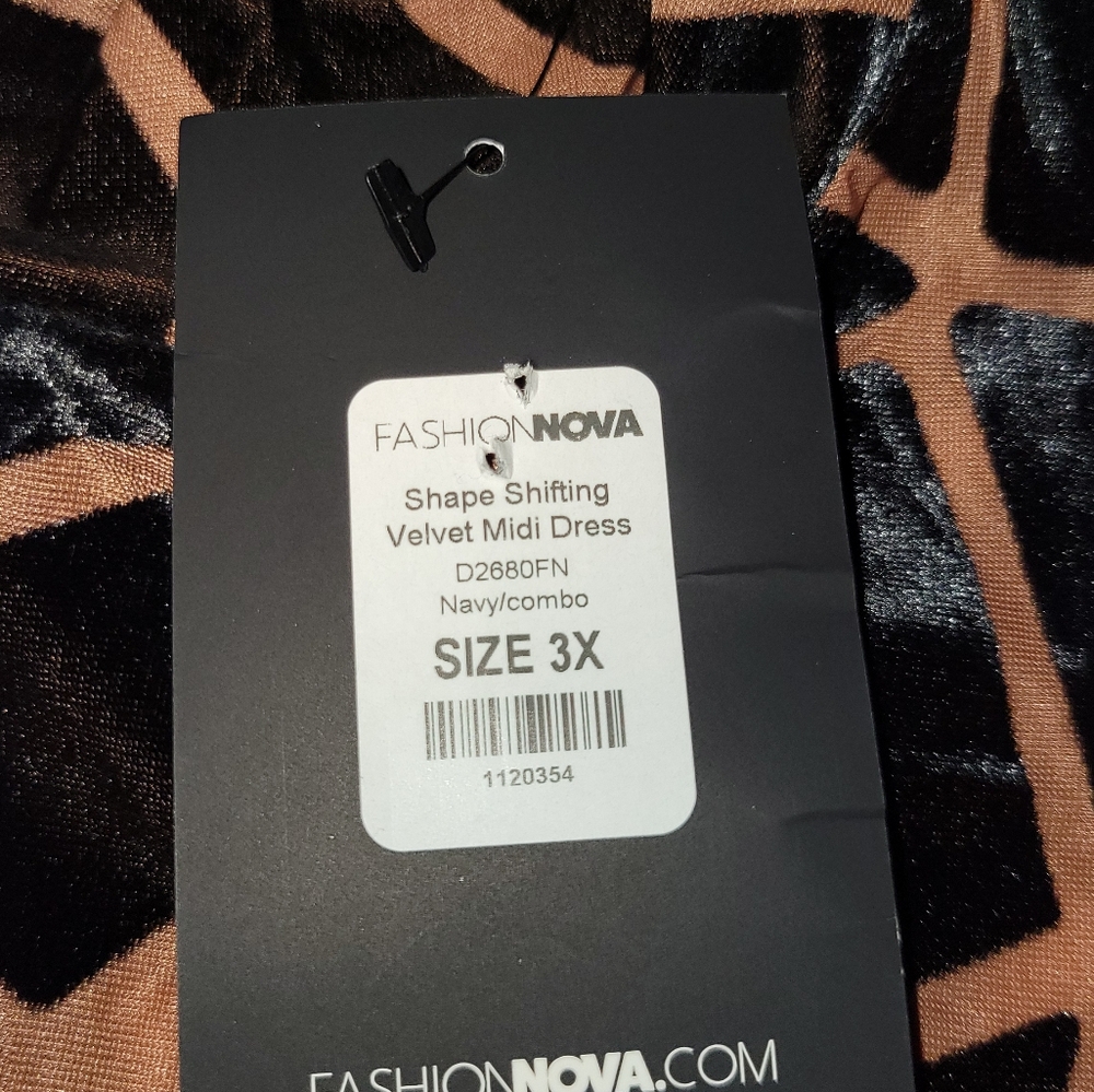 FashionNova Velvet Shape Fitting Midi Dress 3xl NWT - Picture 3 of 5